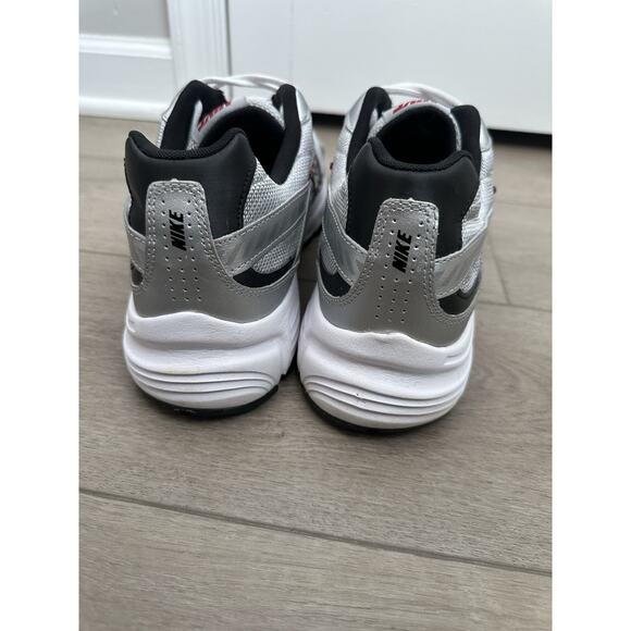 Nike initiators silver red size 12 men’s sneakers AMAZING CONDITION - Picture 4 of 6